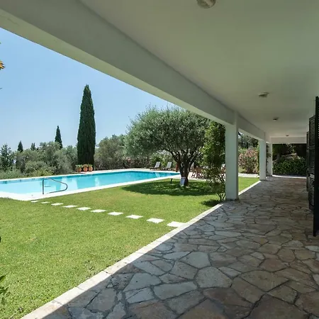 Aquila Villa *
