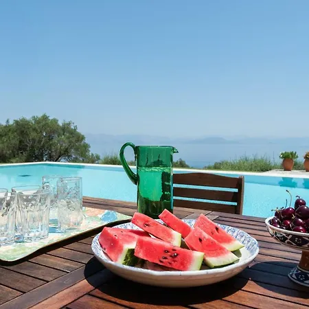 Aquila Villa